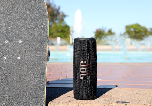 JBL Flip 6 Portable Bluetooth Speaker wiith Powerful Sound and Deep Bass, IPX7 Waterproof, 12 Hours Playtime JBL Flip 6 Portable Bluetooth Speaker wiith Powerful Sound and Deep Bass, IPX7 Waterproof, 12 Hours Playtime